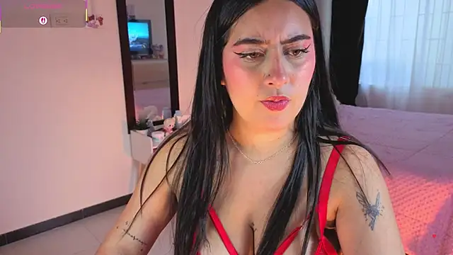 serenna se online show from April 4, 2026, 8:26 pm