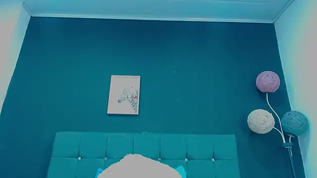 mia xx1 online show from October 5, 2025, 1:40 am