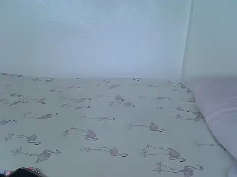 Snapshot of laetitia_ chatting on November 9, 2025, 12:42 pm laetitia online show from November 9, 2025, 12:42 pm