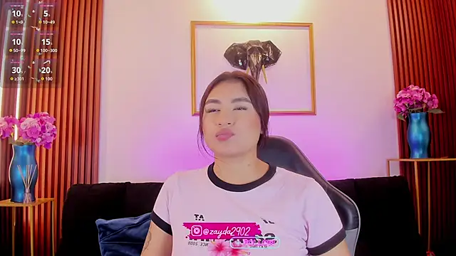 Snapshot of Zayda_1 chatting on January 13, 2026, 8:13 pm Zayda 1 online show from January 13, 2026, 8:13 pm