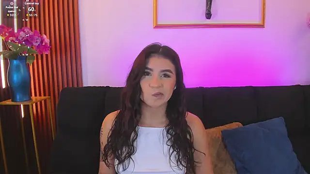 Snapshot of Zayda_1 chatting on February 17, 2026, 8:17 pm Zayda 1 online show from February 17, 2026, 8:17 pm