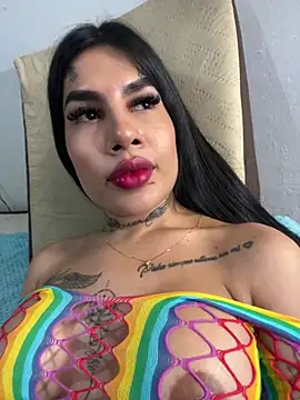 Snapshot of saragill323 chatting on March 21, 2025, 7:35 pm saragill323 online show from March 21, 2025, 7:35 pm