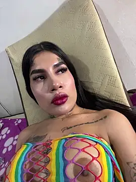 Snapshot of saragill323 chatting on February 22, 2025, 10:31 pm saragill323 online show from February 22, 2025, 10:31 pm