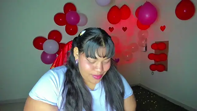 Snapshot of chanel_hot_001 chatting on February 6, 2026, 3:35 am chanel hot 001 online show from February 6, 2026, 3:35 am