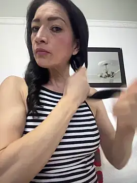 Yulia sx online show from April 10, 2026, 10:50 pm