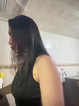 Snapshot of Yulia_sx chatting on June 25, 2026, 4:34 pm Yulia sx online show from June 25, 2026, 4:34 pm