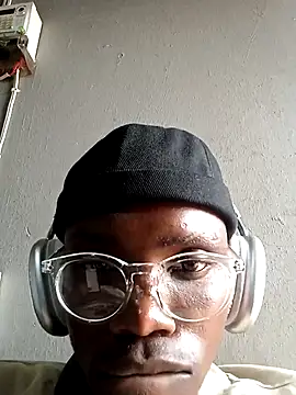 Snapshot of 199Gif chatting on December 14, 2025, 1:17 pm 199Gif online show from December 14, 2025, 1:17 pm