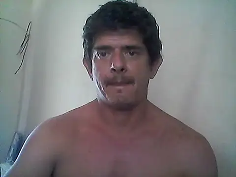 Snapshot of Marobronco chatting on April 19, 2026, 7:05 pm Marobronco online show from April 19, 2026, 7:05 pm
