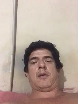 Snapshot of Marobronco chatting on May 16, 2026, 2:43 am Marobronco online show from May 16, 2026, 2:43 am