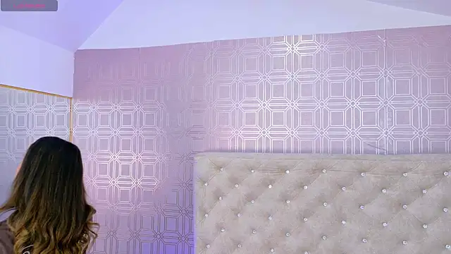 Snapshot of Sara_Desire chatting on October 7, 2025, 12:28 pm Sara Desire online show from October 7, 2025, 12:28 pm