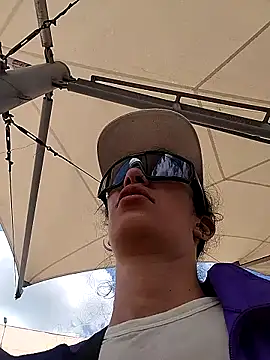 Snapshot of rebekka_simpson chatting on November 8, 2025, 4:21 pm rebekka simpson online show from November 8, 2025, 4:21 pm