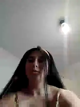 Snapshot of Bigyummmzul chatting on December 20, 2024, 2:52 am Bigyummmzul online show from December 20, 2024, 2:52 am