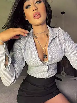 Snapshot of SOPHICARTERS chatting on January 14, 2026, 12:31 pm SOPHICARTERS online show from January 14, 2026, 12:31 pm