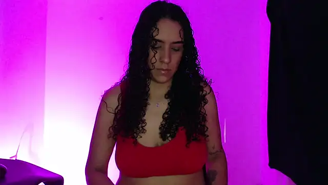 princess yours online show from March 6, 2025, 1:05 am