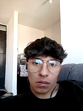 jay dimarco2 online show from April 30, 2026, 8:27 pm