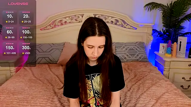 ur kitty   online show from October 4, 2025, 1:12 pm