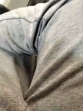 Snapshot of A_man_in_public chatting on February 1, 2026, 11:19 am A man in public online show from February 1, 2026, 11:19 am