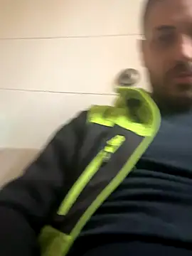 iltoscano95 online show from November 22, 2025, 1:10 pm