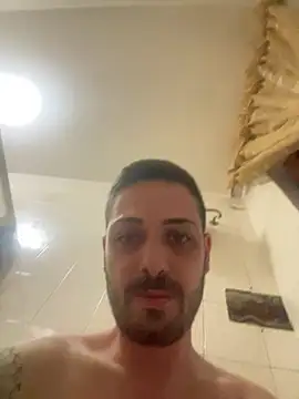 iltoscano95 online show from July 15, 2026, 6:48 pm