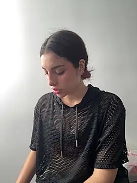 Snapshot of dakota_le chatting on March 24, 2026, 1:11 pm dakota le online show from March 24, 2026, 1:11 pm