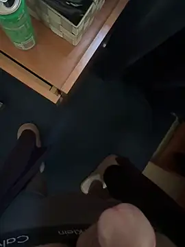 Snapshot of Antreas22 chatting on February 4, 2026, 5:46 am Antreas22 online show from February 4, 2026, 5:46 am