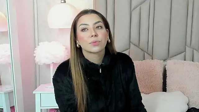 Snapshot of AudreyElla chatting on January 28, 2025, 6:49 pm AudreyElla online show from January 28, 2025, 6:49 pm