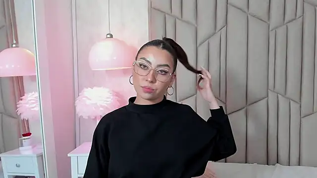 Snapshot of AudreyElla chatting on March 2, 2025, 4:39 am AudreyElla online show from March 2, 2025, 4:39 am