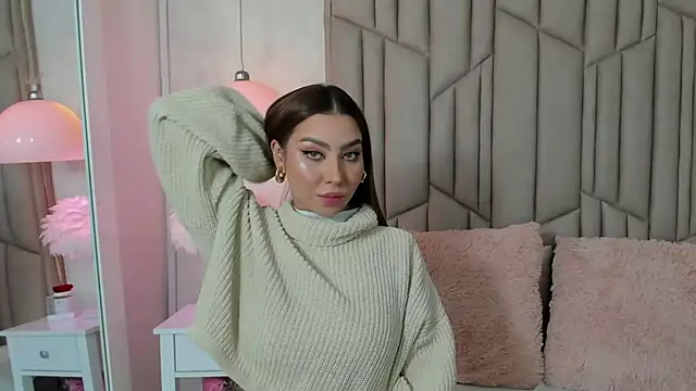 Snapshot of AudreyElla chatting on March 5, 2025, 4:56 am AudreyElla online show from March 5, 2025, 4:56 am