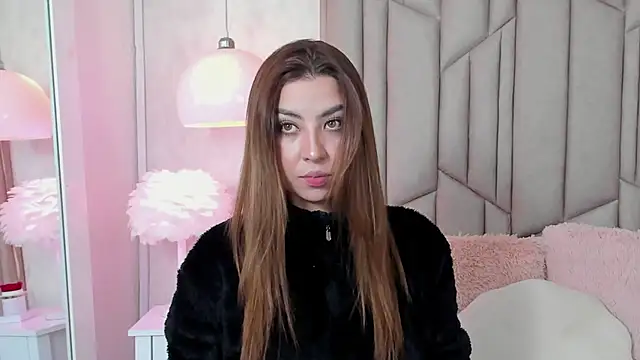 Snapshot of AudreyElla chatting on January 27, 2025, 10:38 pm AudreyElla online show from January 27, 2025, 10:38 pm