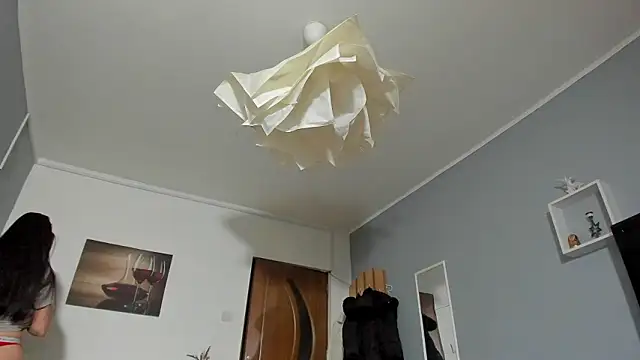 Snapshot of SexxyMeriem chatting on April 1, 2026, 8:06 pm SexxyMeriem online show from April 1, 2026, 8:06 pm