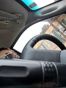 Snapshot of Genevieve143 chatting on February 11, 2025, 7:27 pm Genevieve143 online show from February 11, 2025, 7:27 pm