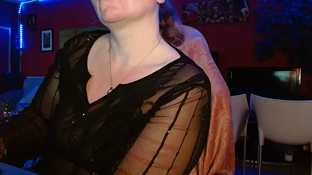 Snapshot of cruellaculdenfer67 chatting on March 22, 2026, 9:27 pm cruellaculdenfer67 online show from March 22, 2026, 9:27 pm