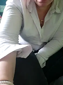 Snapshot of cruellaculdenfer67 chatting on February 13, 2026, 8:25 am cruellaculdenfer67 online show from February 13, 2026, 8:25 am