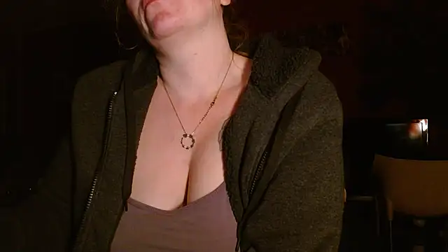 Snapshot of cruellaculdenfer67 chatting on March 28, 2026, 3:29 am cruellaculdenfer67 online show from March 28, 2026, 3:29 am