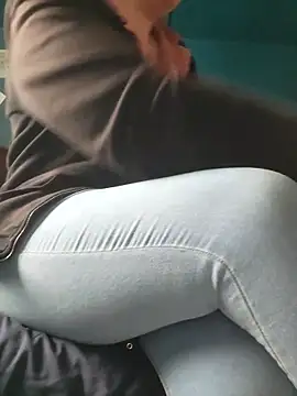 Snapshot of cruellaculdenfer67 chatting on April 15, 2026, 7:25 am cruellaculdenfer67 online show from April 15, 2026, 7:25 am