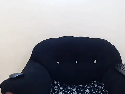 Snapshot of island_girls22 chatting on February 28, 2026, 7:52 am island girls22 online show from February 28, 2026, 7:52 am