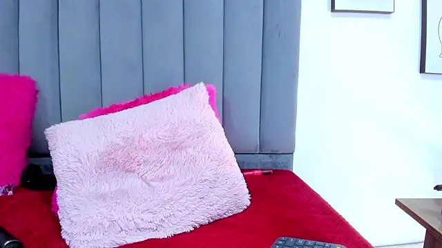 Snapshot of bathory_vamps chatting on March 22, 2025, 4:26 pm bathory vamps online show from March 22, 2025, 4:26 pm