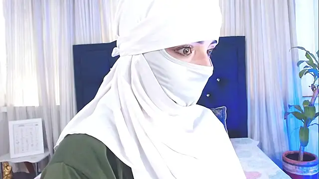 Snapshot of Uzra_hayed chatting on November 26, 2025, 3:34 pm Uzra hayed online show from November 26, 2025, 3:34 pm