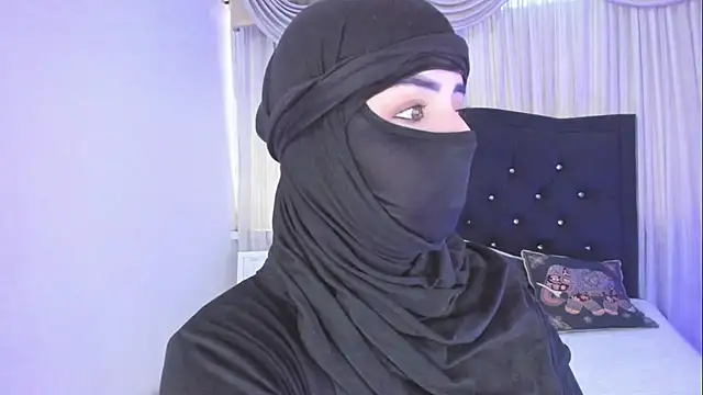 Snapshot of Uzra_hayed chatting on February 17, 2026, 5:43 pm Uzra hayed online show from February 17, 2026, 5:43 pm