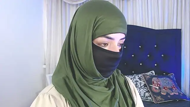 Snapshot of Uzra_hayed chatting on November 29, 2025, 11:43 am Uzra hayed online show from November 29, 2025, 11:43 am