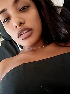 Snapshot of VictoireFeller chatting on September 13, 2025, 3:12 pm VictoireFeller online show from September 13, 2025, 3:12 pm