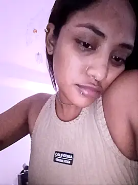 Snapshot of VictoireFeller chatting on December 18, 2025, 5:45 am VictoireFeller online show from December 18, 2025, 5:45 am