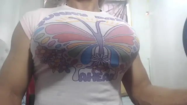DanielaMuscleTS online show from May 21, 2026, 7:55 pm