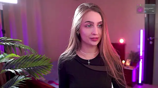 Snapshot of Kamila_icee chatting on February 1, 2026, 10:19 pm Kamila icee online show from February 1, 2026, 10:19 pm