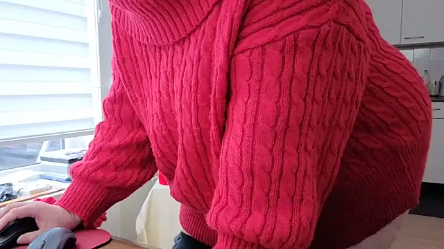 MilfGina online show from February 16, 2026, 12:26 pm