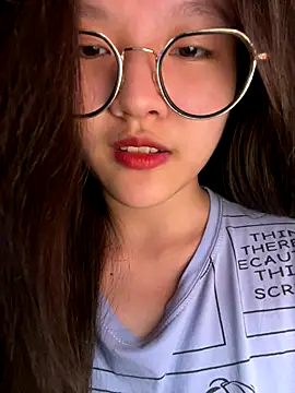 Krixxi22 online show from September 23, 2025, 4:36 pm