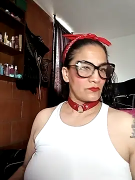 Taylor-hardcore online show from April 6, 2026, 6:09 pm