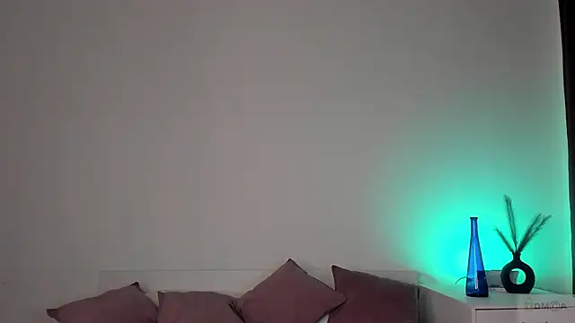 Snapshot of hey_tyanka chatting on February 3, 2025, 10:21 pm hey tyanka online show from February 3, 2025, 10:21 pm