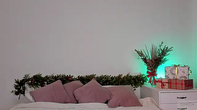 Snapshot of hey_tyanka chatting on January 19, 2025, 11:43 pm hey tyanka online show from January 19, 2025, 11:43 pm