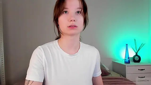 Snapshot of hey_tyanka chatting on February 19, 2025, 9:36 pm hey tyanka online show from February 19, 2025, 9:36 pm